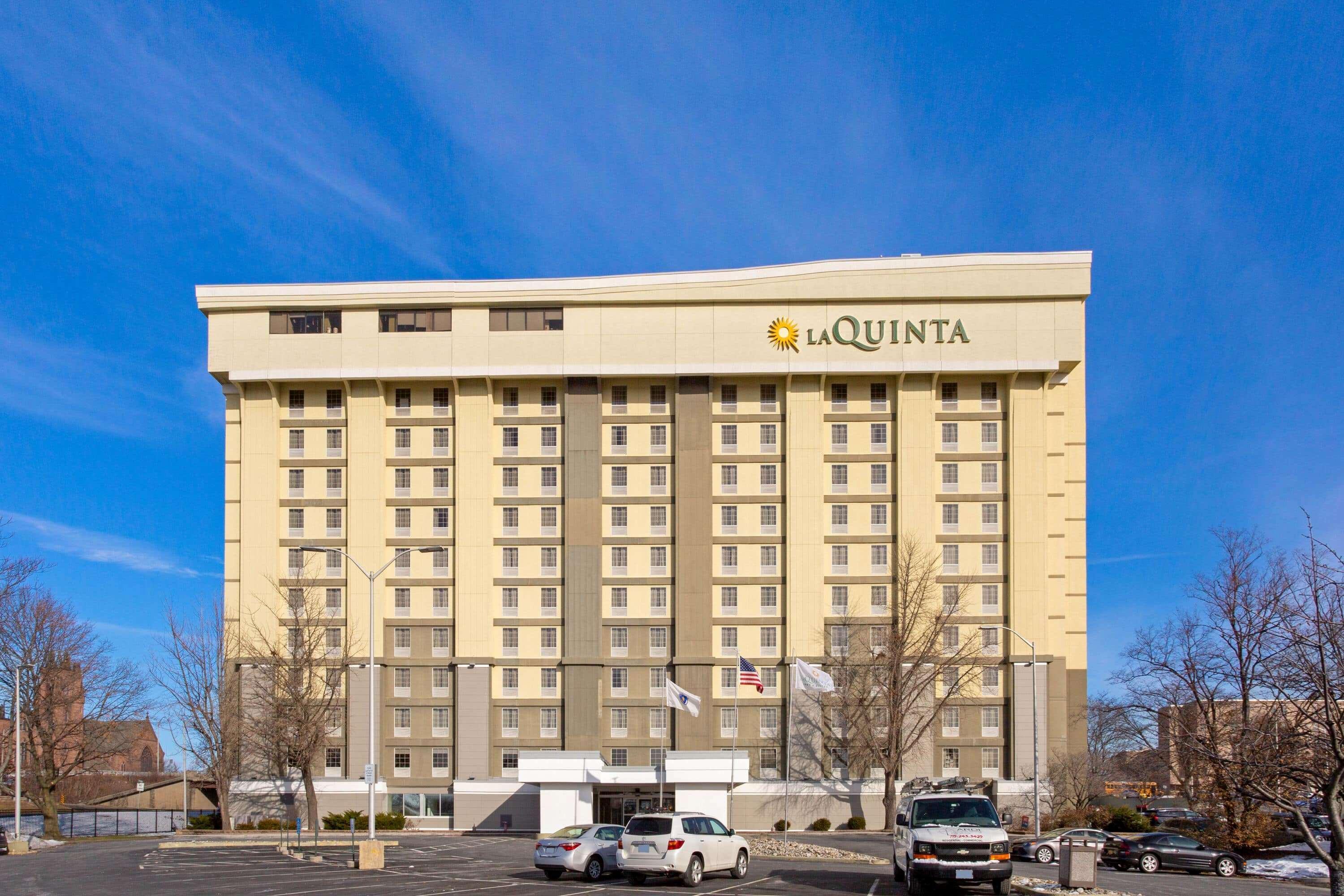 מלון La Quinta By Wyndham ספרינגפילד מראה חיצוני תמונה